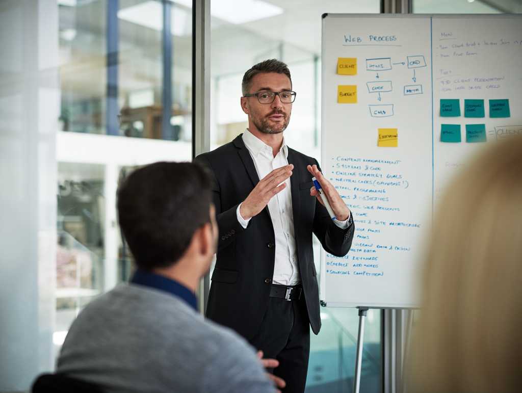 Man presentation busines strategy